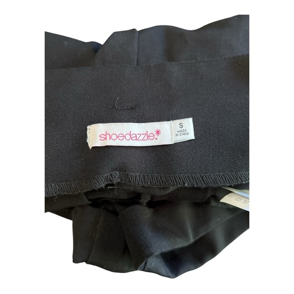 Shoe Dazzle Black High Waist Shorts with Belt - Picture 3 of 8